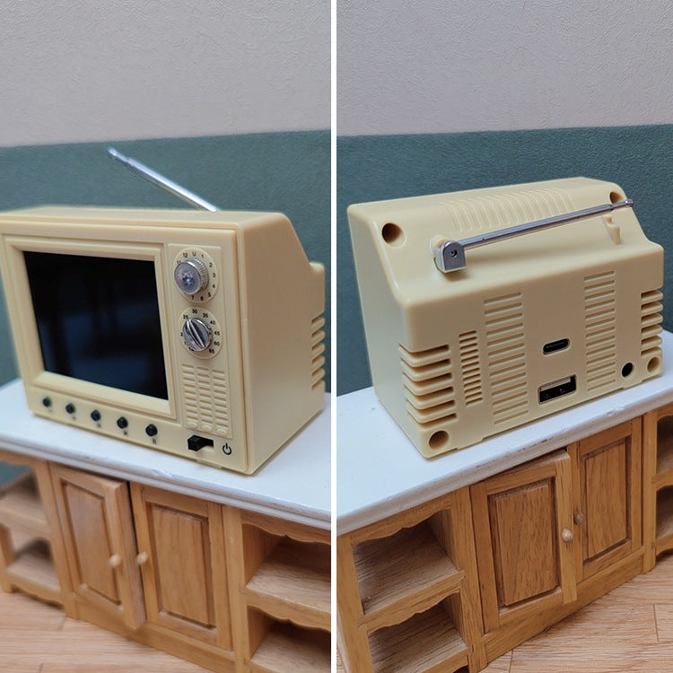 Mini TV™ - Retro 2.4-inch TV